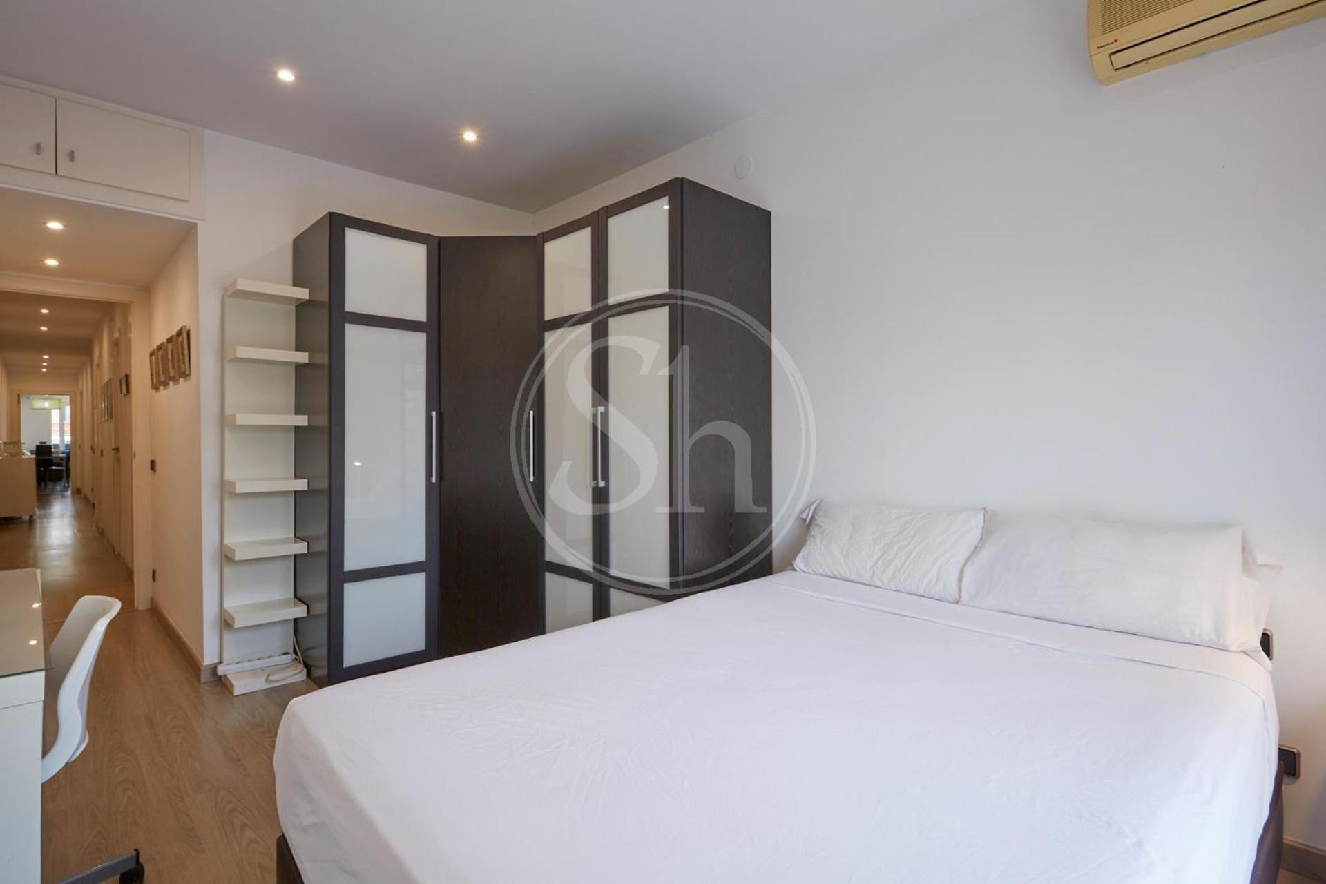 Flat Sagrada Apartament